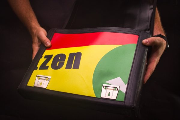 Tasche aus Banner Unikaten und Fahrradschlauch