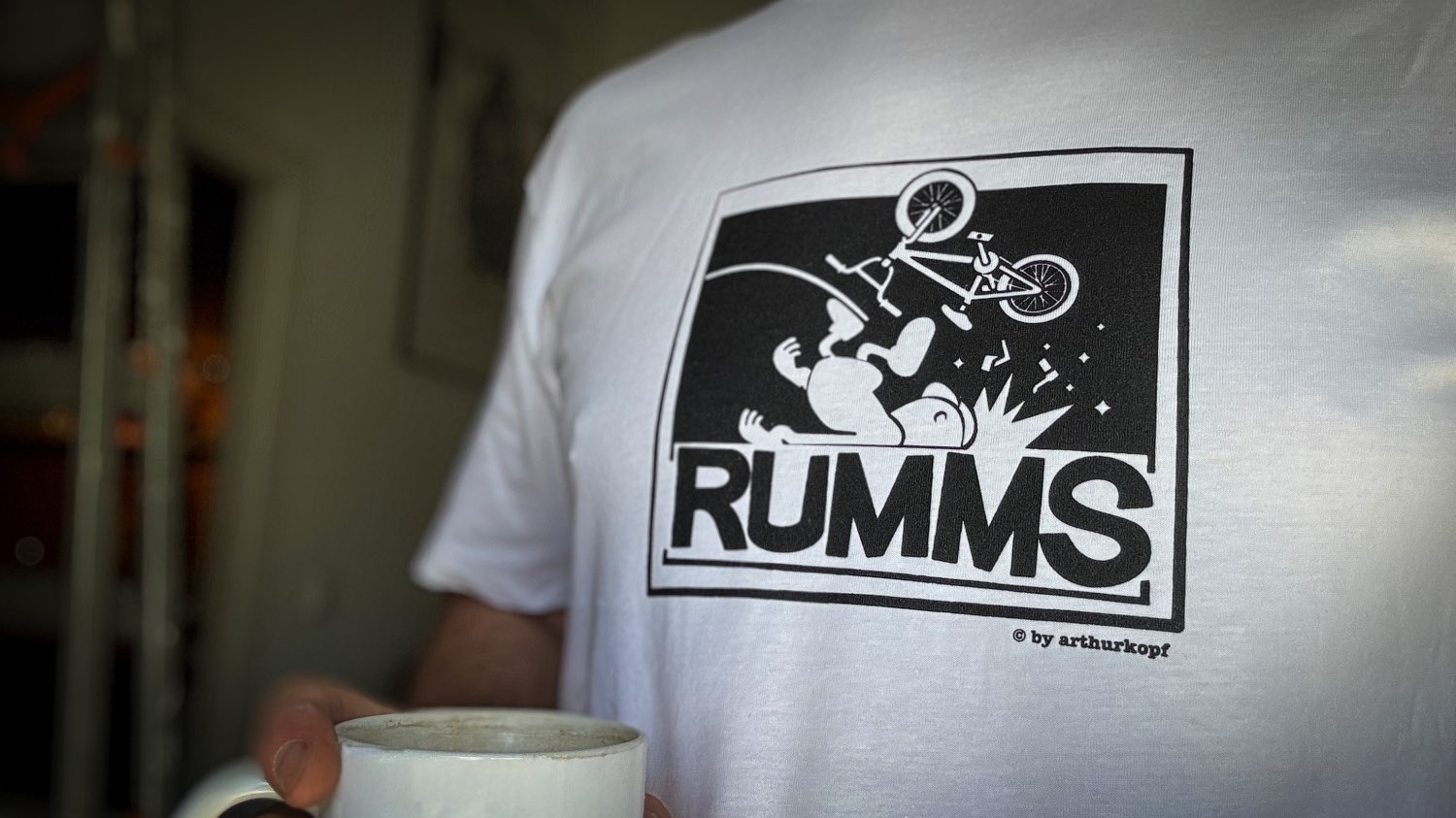 RUMMS Motiv Shirt im Siebdruck erstellt